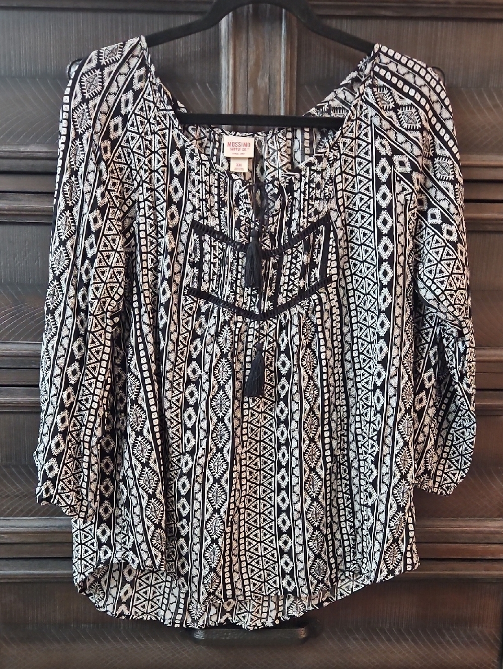 Mossimo Supply Co. Black & White Geo Print Peasant Top
